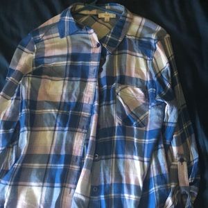Plaid long sleeved shirt